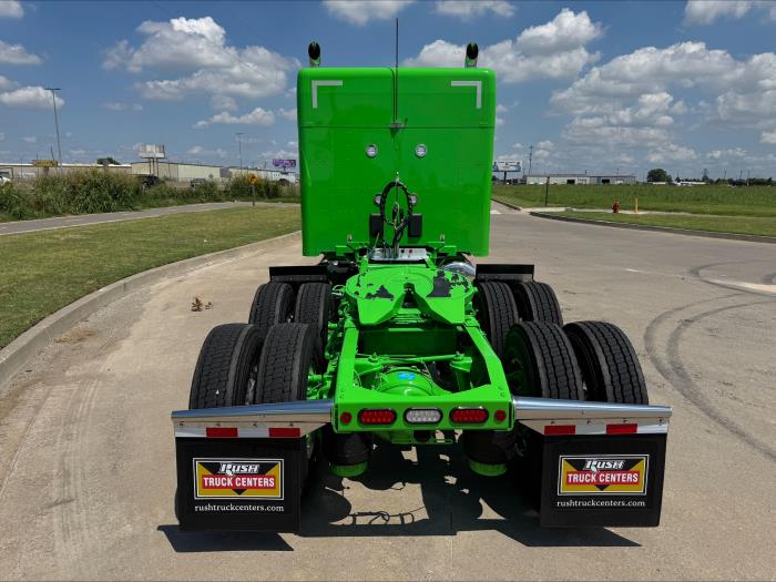 2026 Peterbilt 589-8