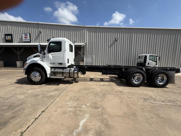 2026 Peterbilt 548-7
