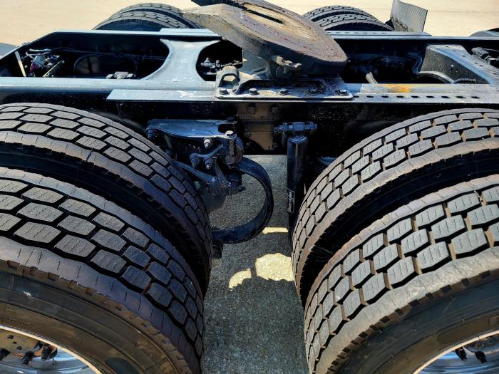 2021 Peterbilt 579-7