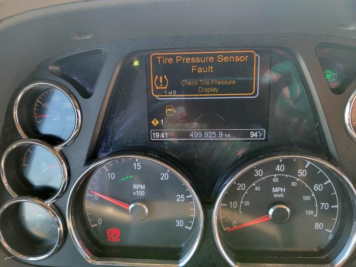 2021 Peterbilt 579-10