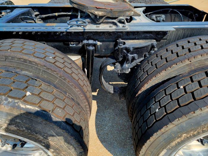 2020 Peterbilt 579-4