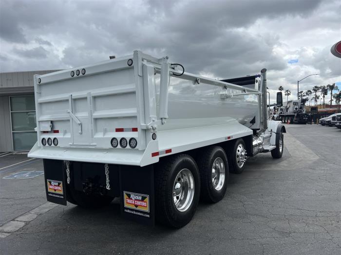 2026 Peterbilt 567-6