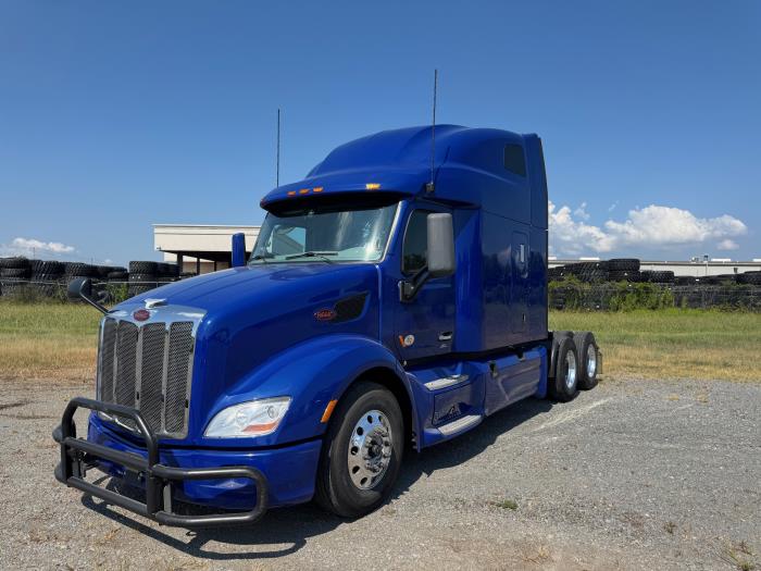 2022 Peterbilt 579-1