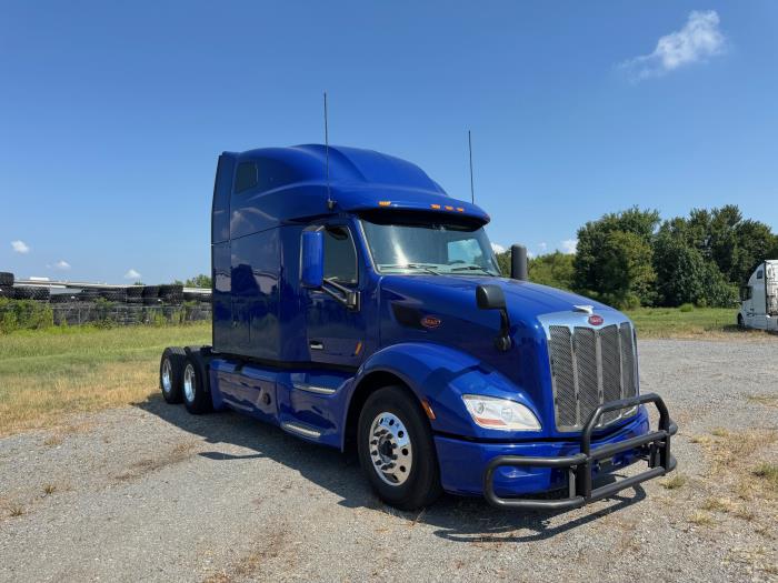 2022 Peterbilt 579-3