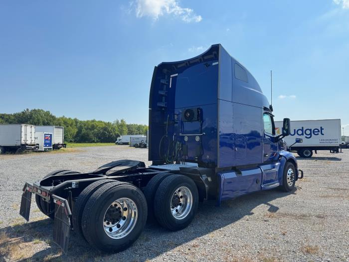 2022 Peterbilt 579-5