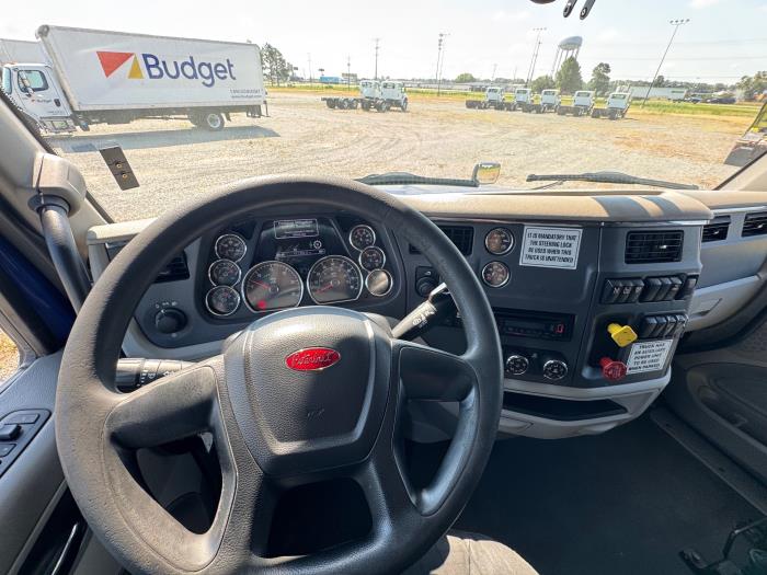 2022 Peterbilt 579-19