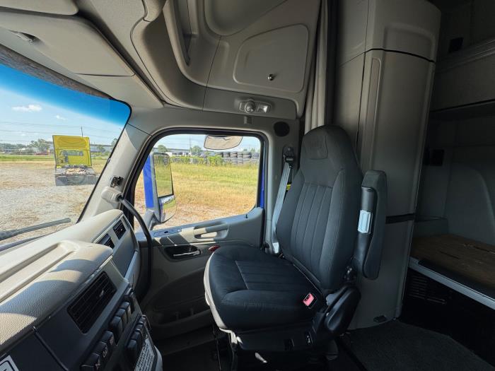 2022 Peterbilt 579-25