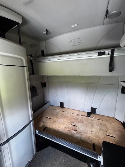 2022 Peterbilt 579-24