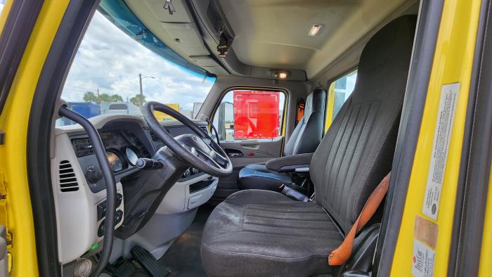 2021 Peterbilt 579-11