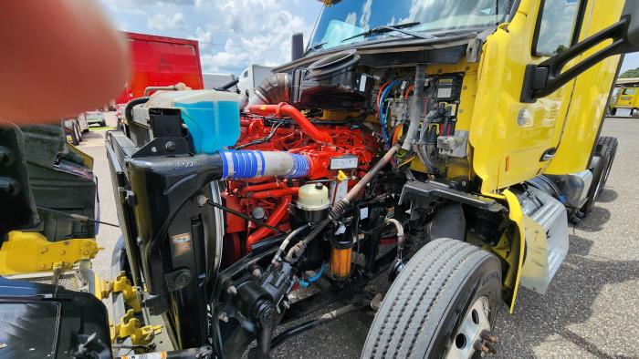 2021 Peterbilt 579-17