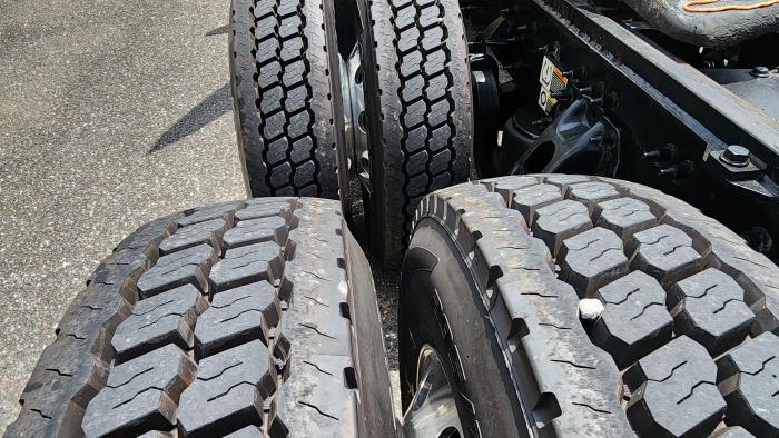 2021 Peterbilt 579-21