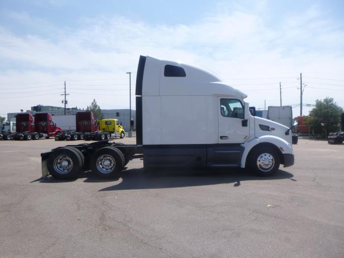 2021 Peterbilt 579-6