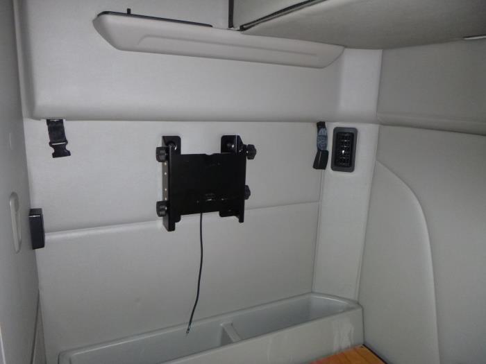 2021 Peterbilt 579-27