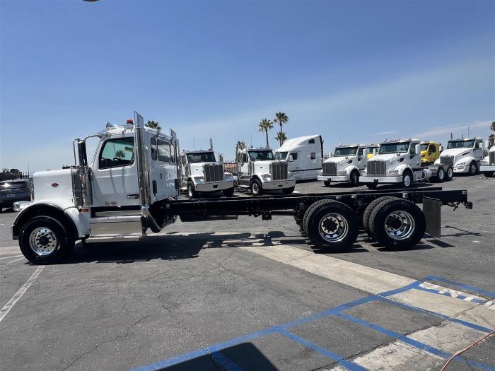 2026 Peterbilt 589-15