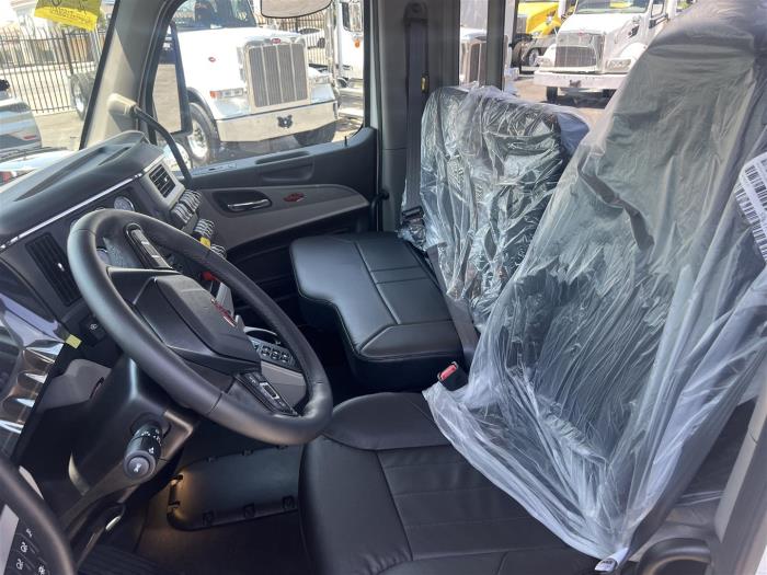 2026 Peterbilt 589-27