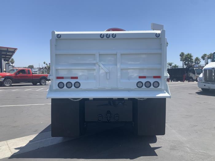2026 Peterbilt 589-3