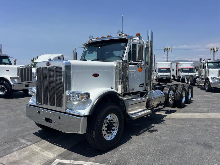 2026 Peterbilt 589-12