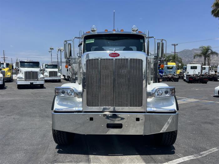 2026 Peterbilt 589-13