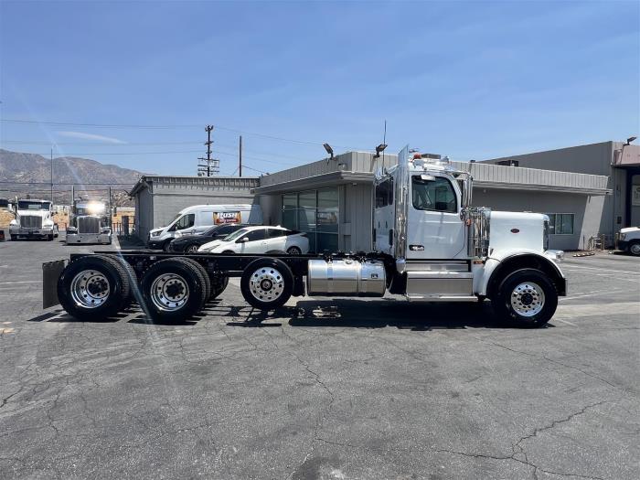 2026 Peterbilt 589-15