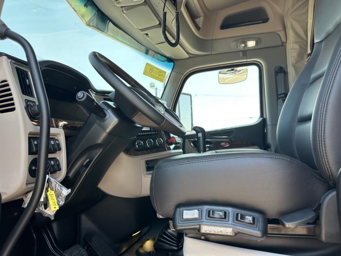 2026 Peterbilt 589-13
