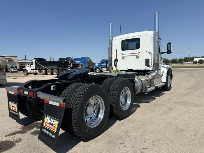 2026 Peterbilt 567-6