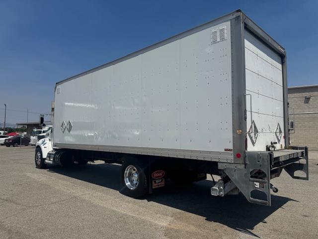 2020 Peterbilt 337-7