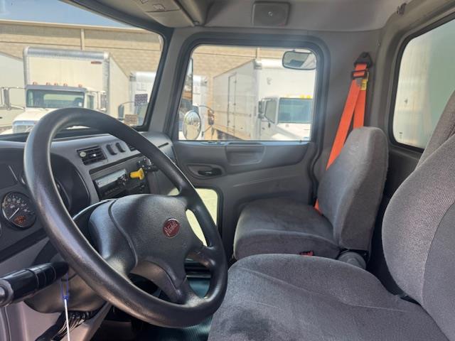 2020 Peterbilt 337-14