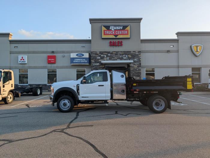 2025 Ford F-450 XL photo 2