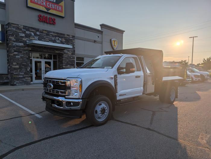 2025 Ford F-450 XL photo 3