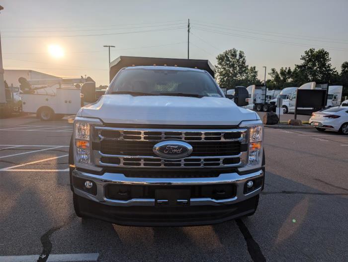 2025 Ford F-450 XL photo 4