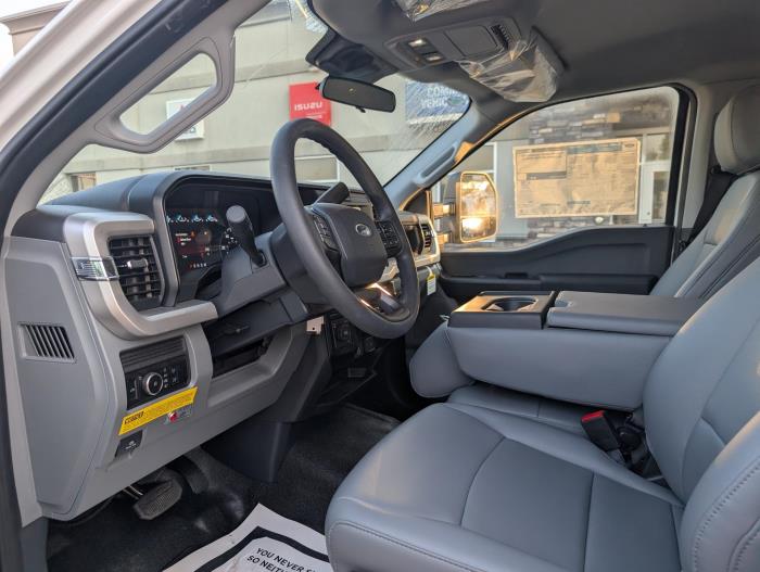 2025 Ford F-450-13