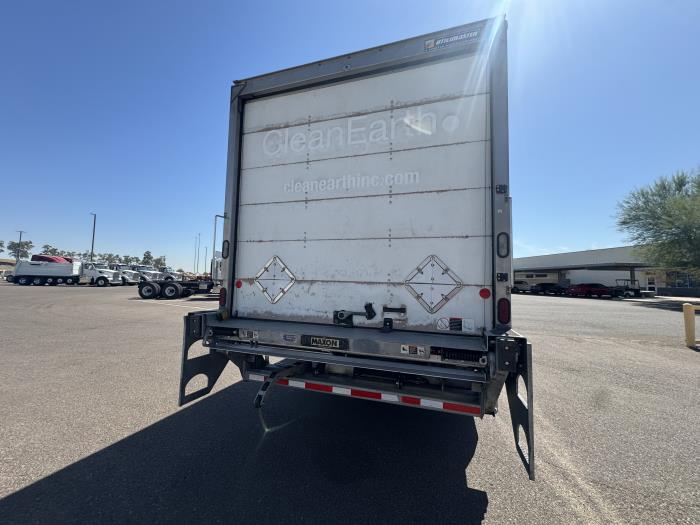 2020 Peterbilt 337-4