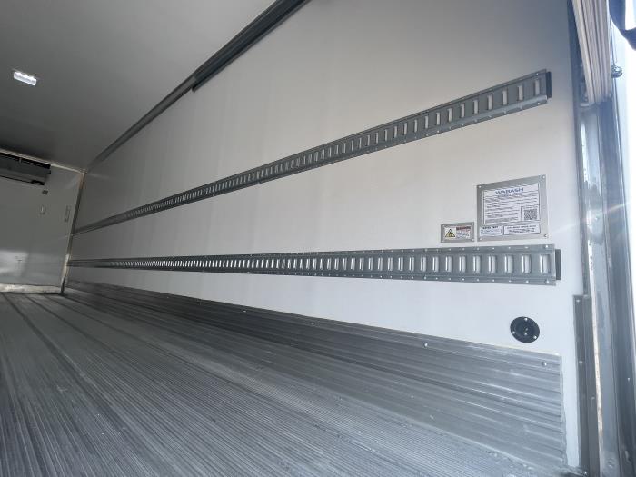 2025 Peterbilt 536-24