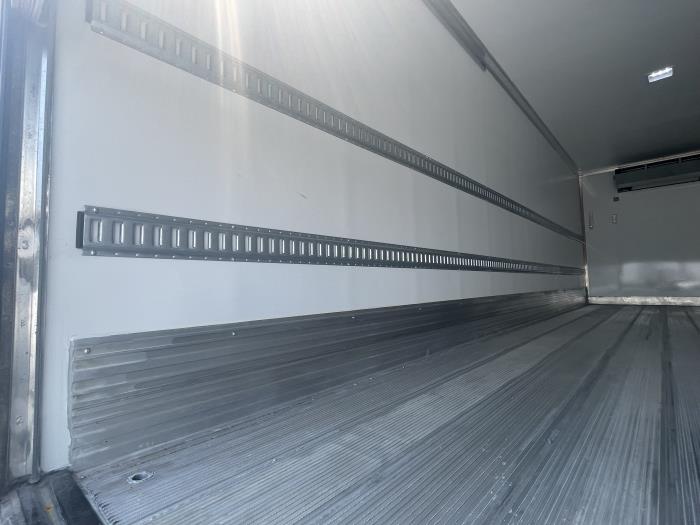 2025 Peterbilt 536-23