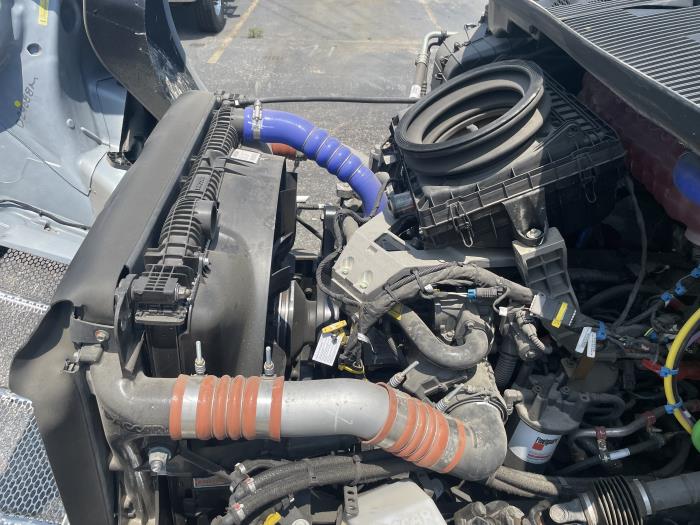 2025 Peterbilt 536-21