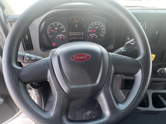 2025 Peterbilt 536-1