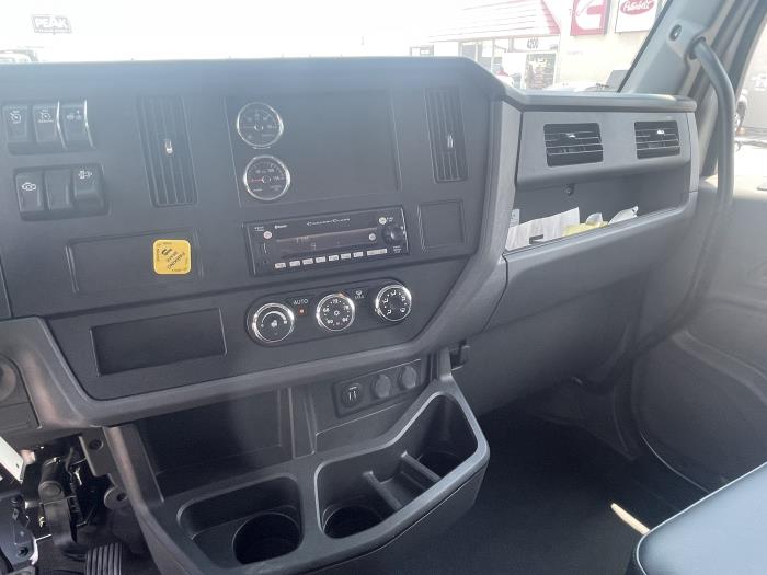 2025 Peterbilt 536-12