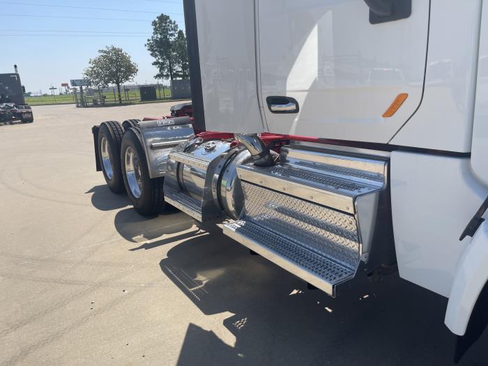 2022 Peterbilt 567-4