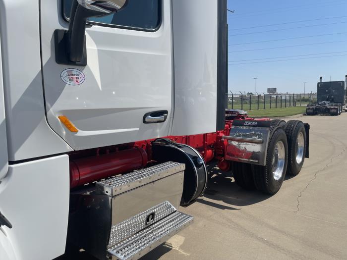 2022 Peterbilt 567-15