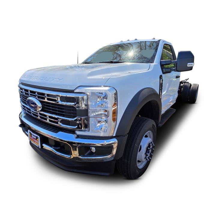 2025 Ford F-600-0