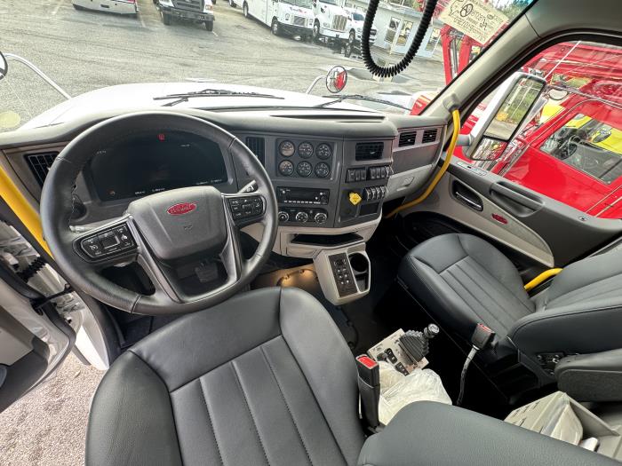 2026 Peterbilt 567-13
