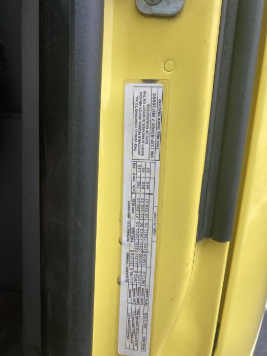 2021 Peterbilt 579-9