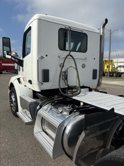 2018 Peterbilt 579-3