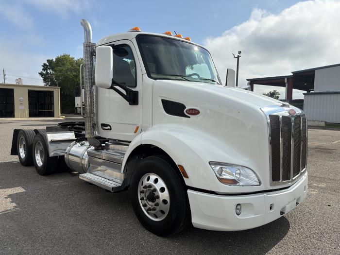 2018 Peterbilt 579-7