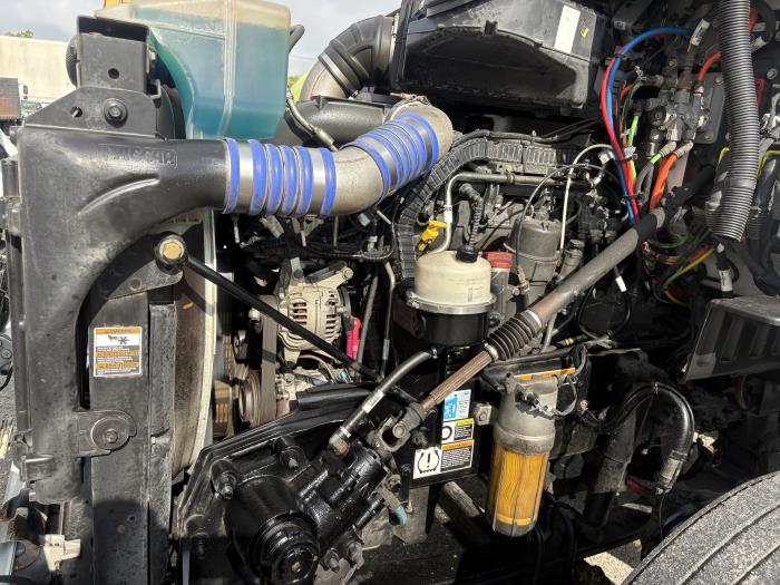 2018 Peterbilt 579-16