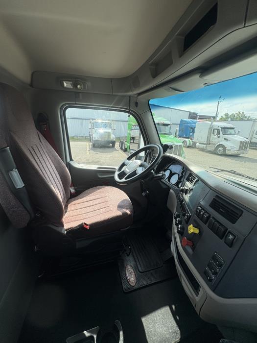 2018 Peterbilt 579-14