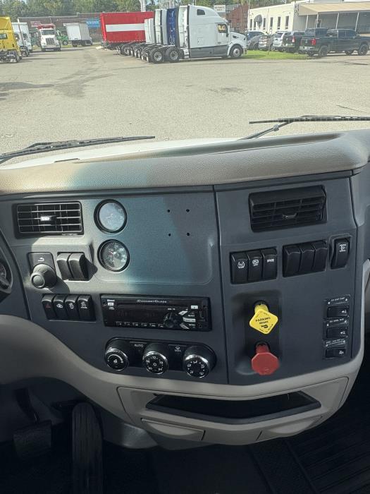 2018 Peterbilt 579-11