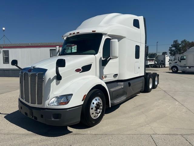 2021 Peterbilt 579 photo 4