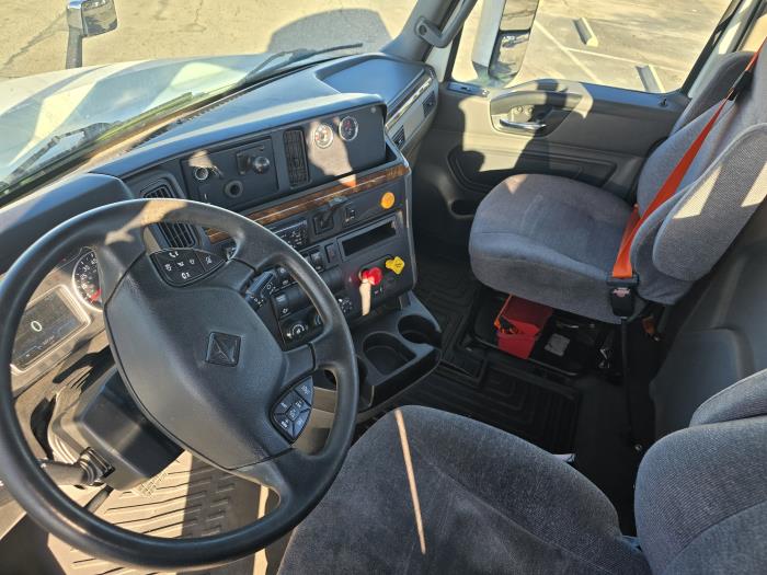 2020 International LT625-6