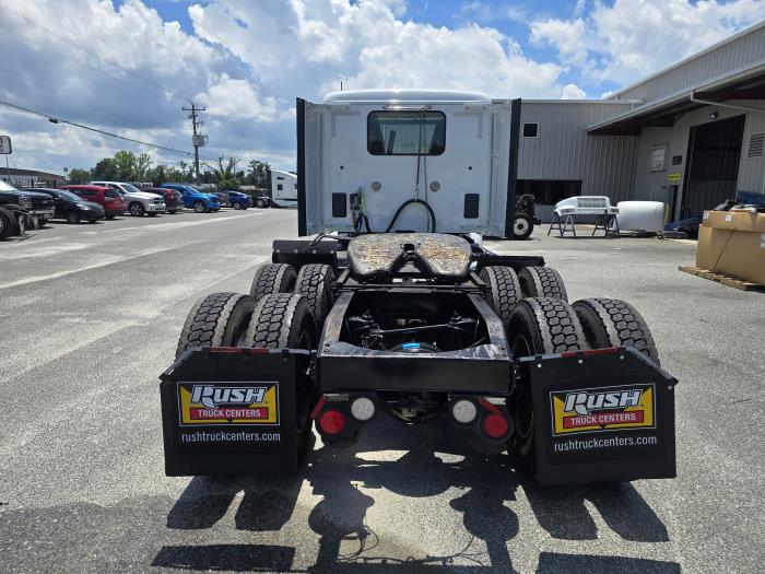 2021 Peterbilt 579-4